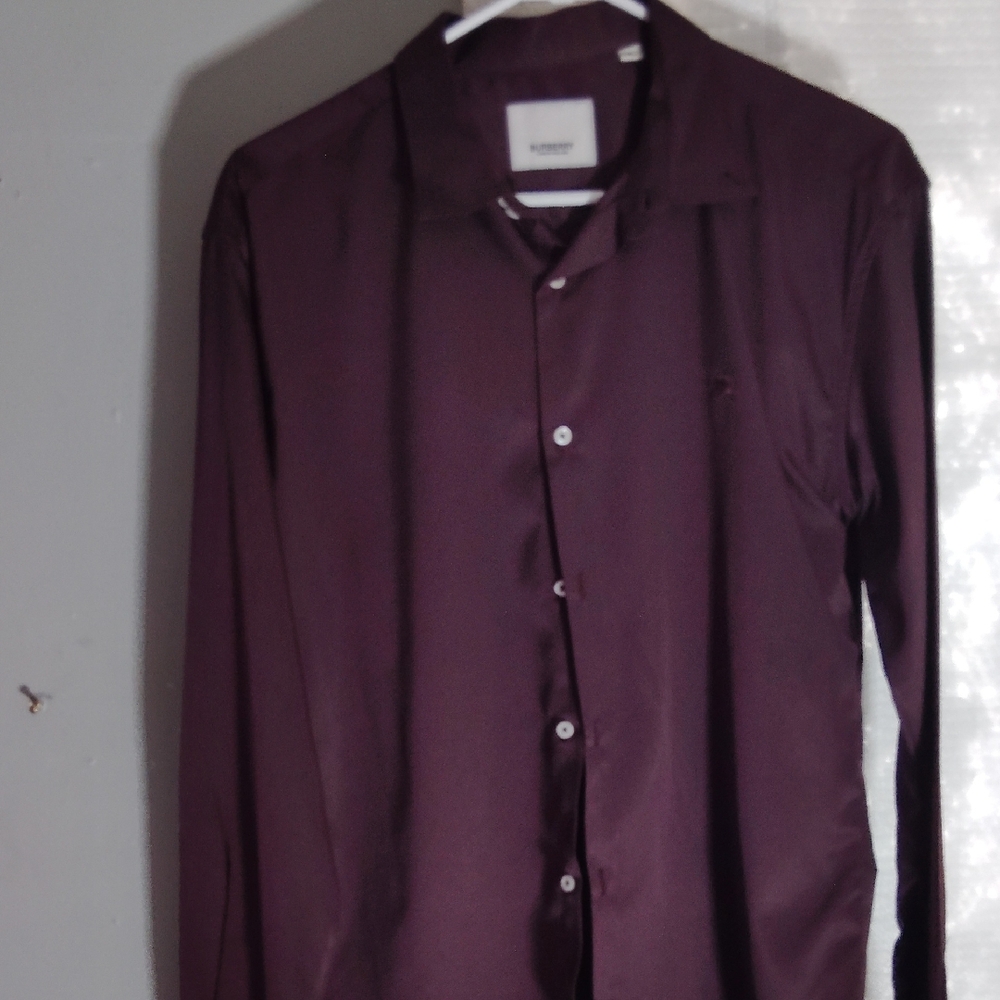 Burberry Men's Burgudy Casual Button Down Shirt